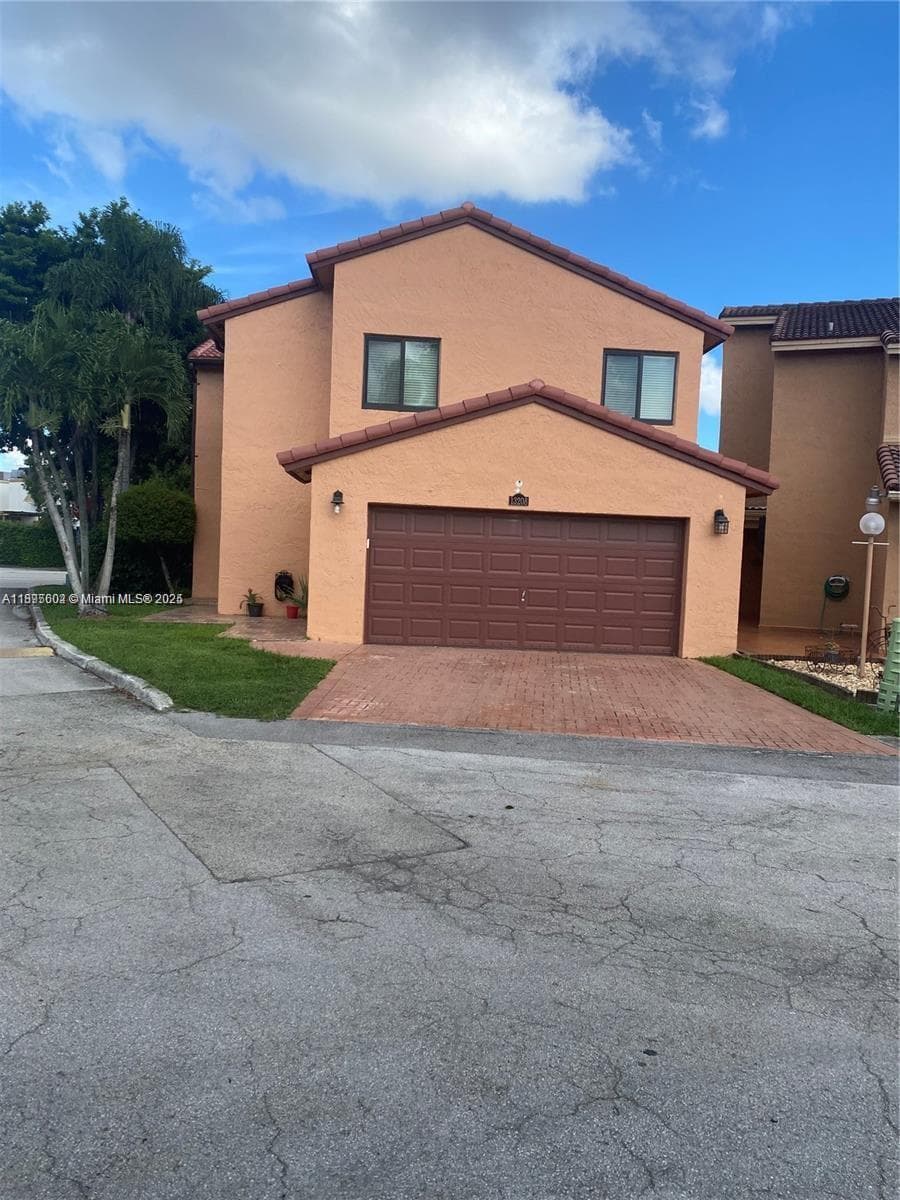 13208 SW 10th Ln, Miami FL 33184 — 1