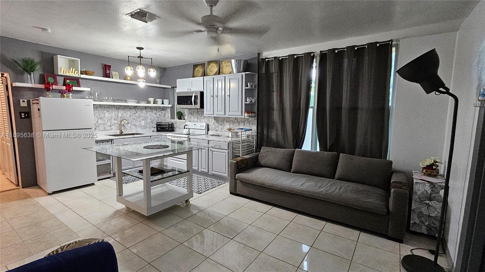 4201 SW 60th # 2, South Miami FL 33155 — 2