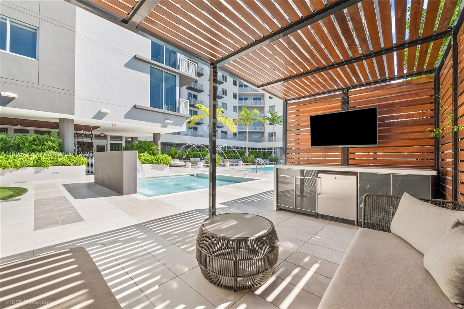 9600 S Dixie Hwy # A15, Miami FL 33156 — 17