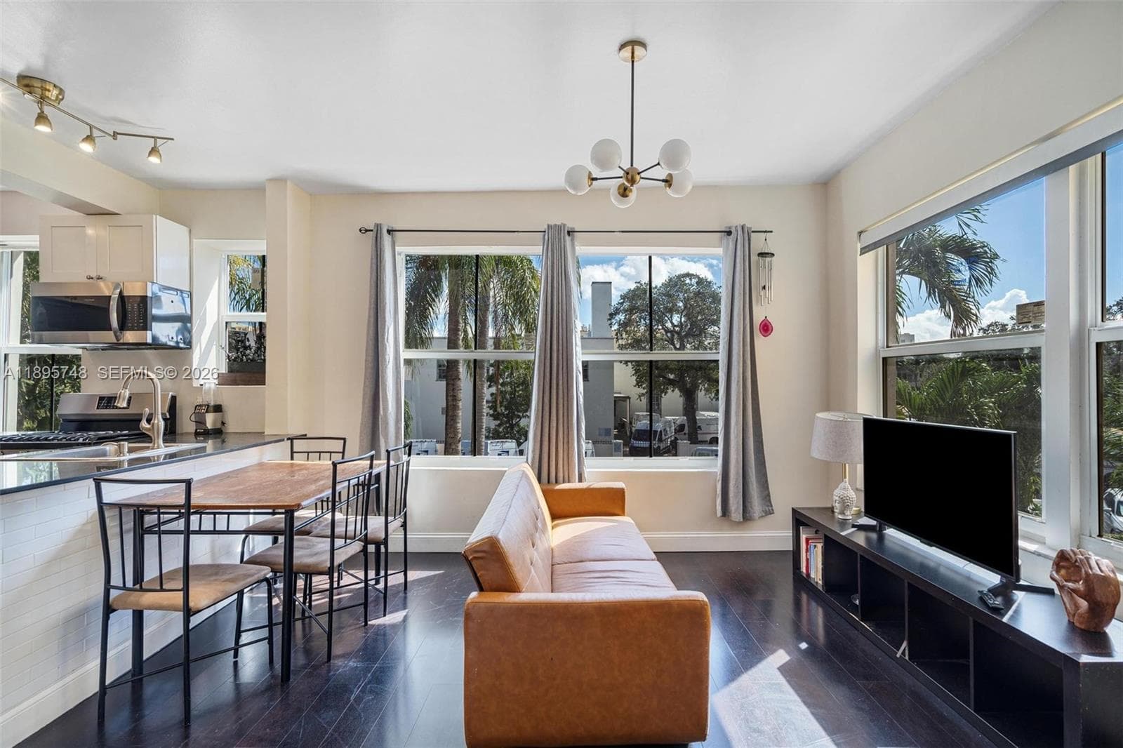 1320 Drexel Ave # 200, Miami Beach FL 33139 — 2