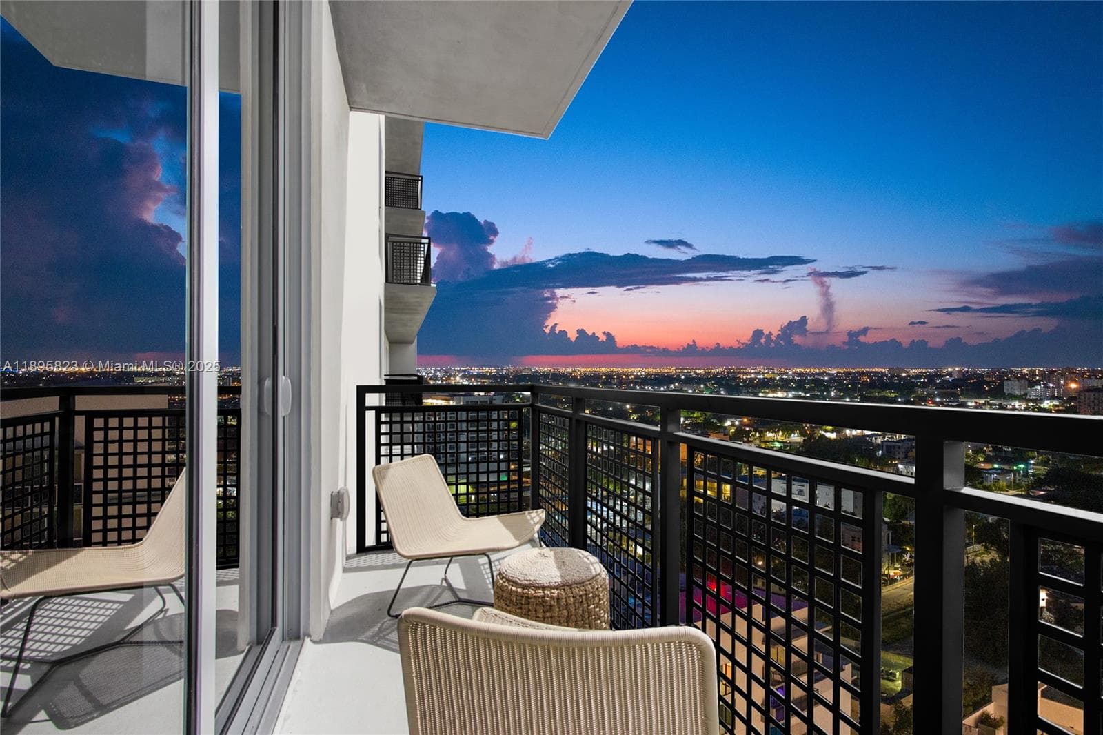 1420 NW 14th Ave # 1501, Miami FL 33125 — 16