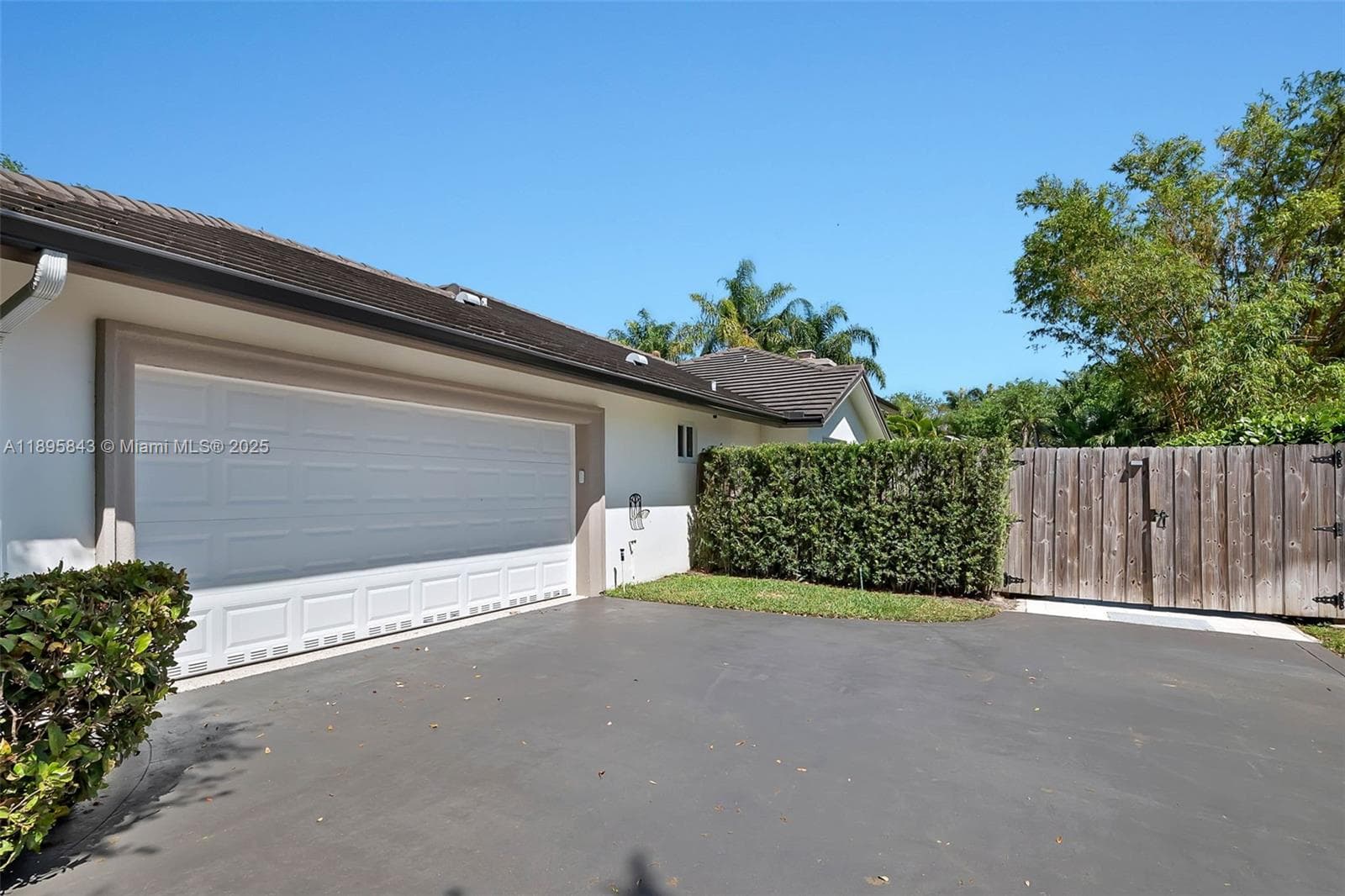 16723 SW 78th Pl, Palmetto Bay FL 33157 — 24