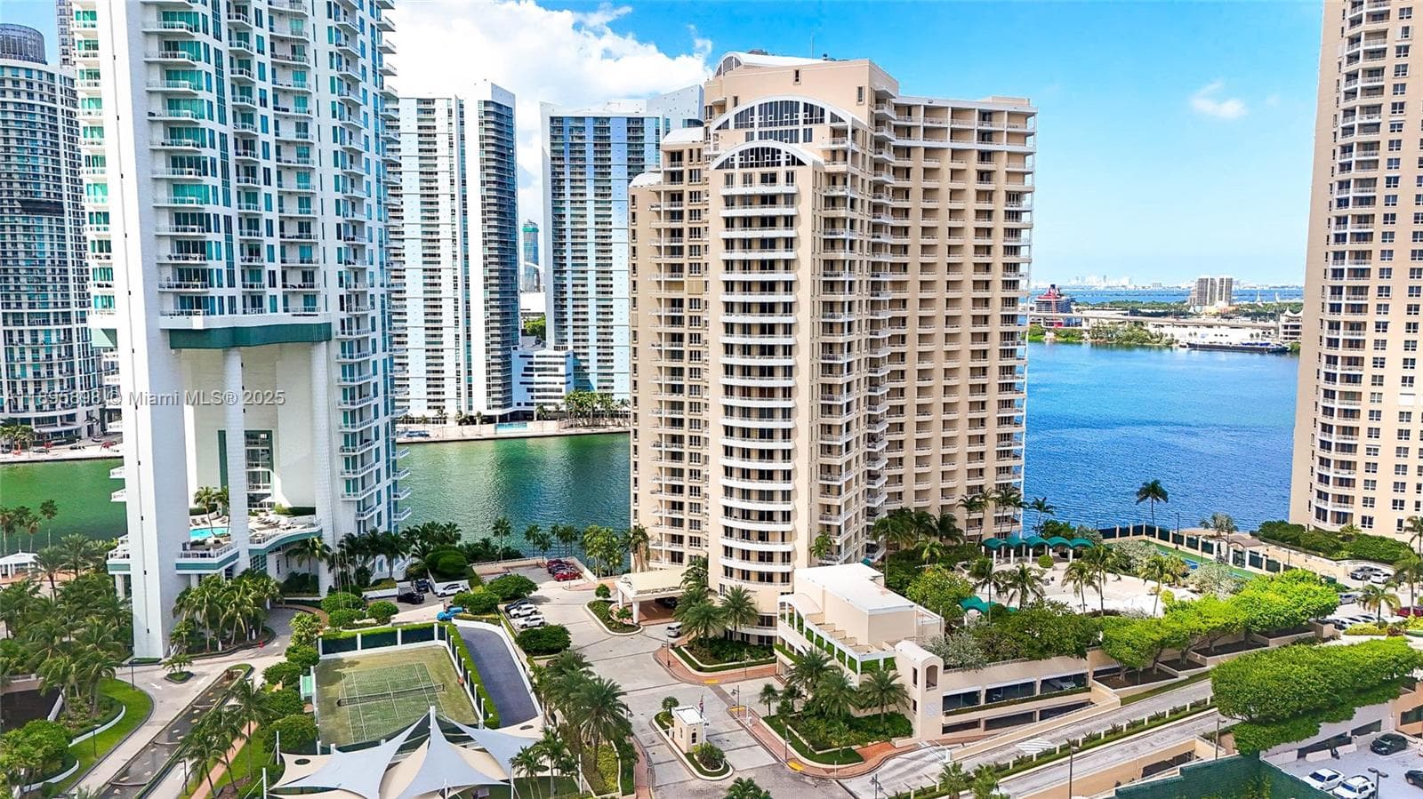 888 Brickell Key Dr # 903, Miami FL 33131 — 37