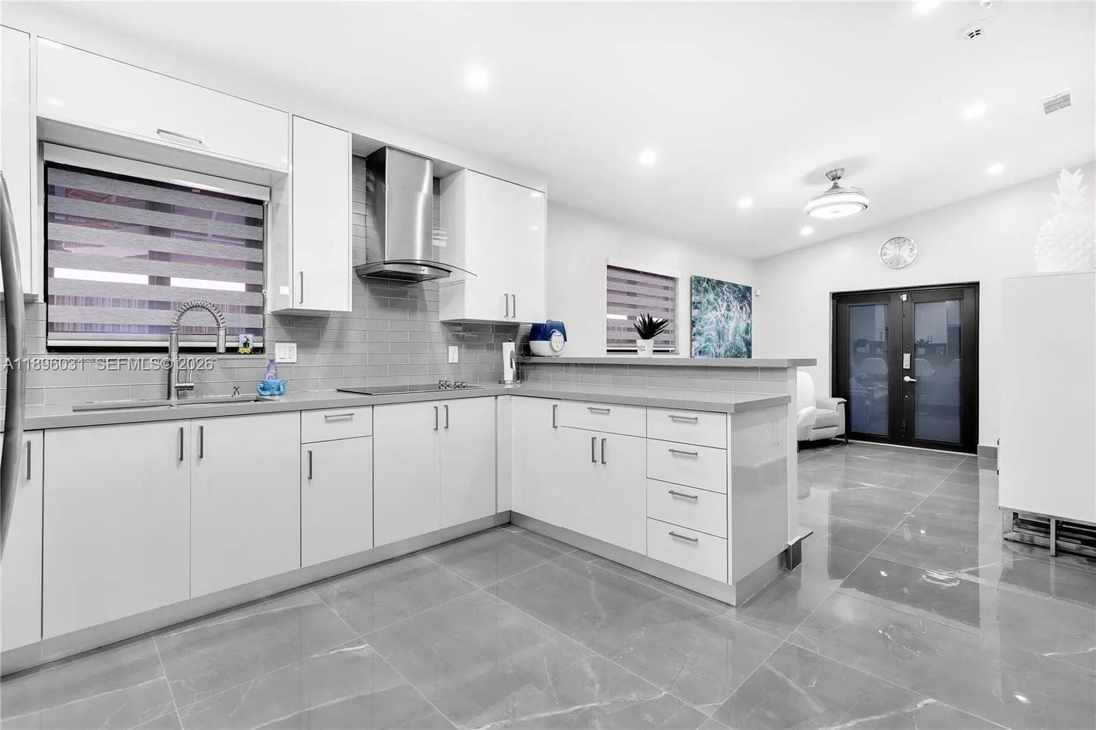 3118 W 71st Pl, Hialeah FL 33018 — 6