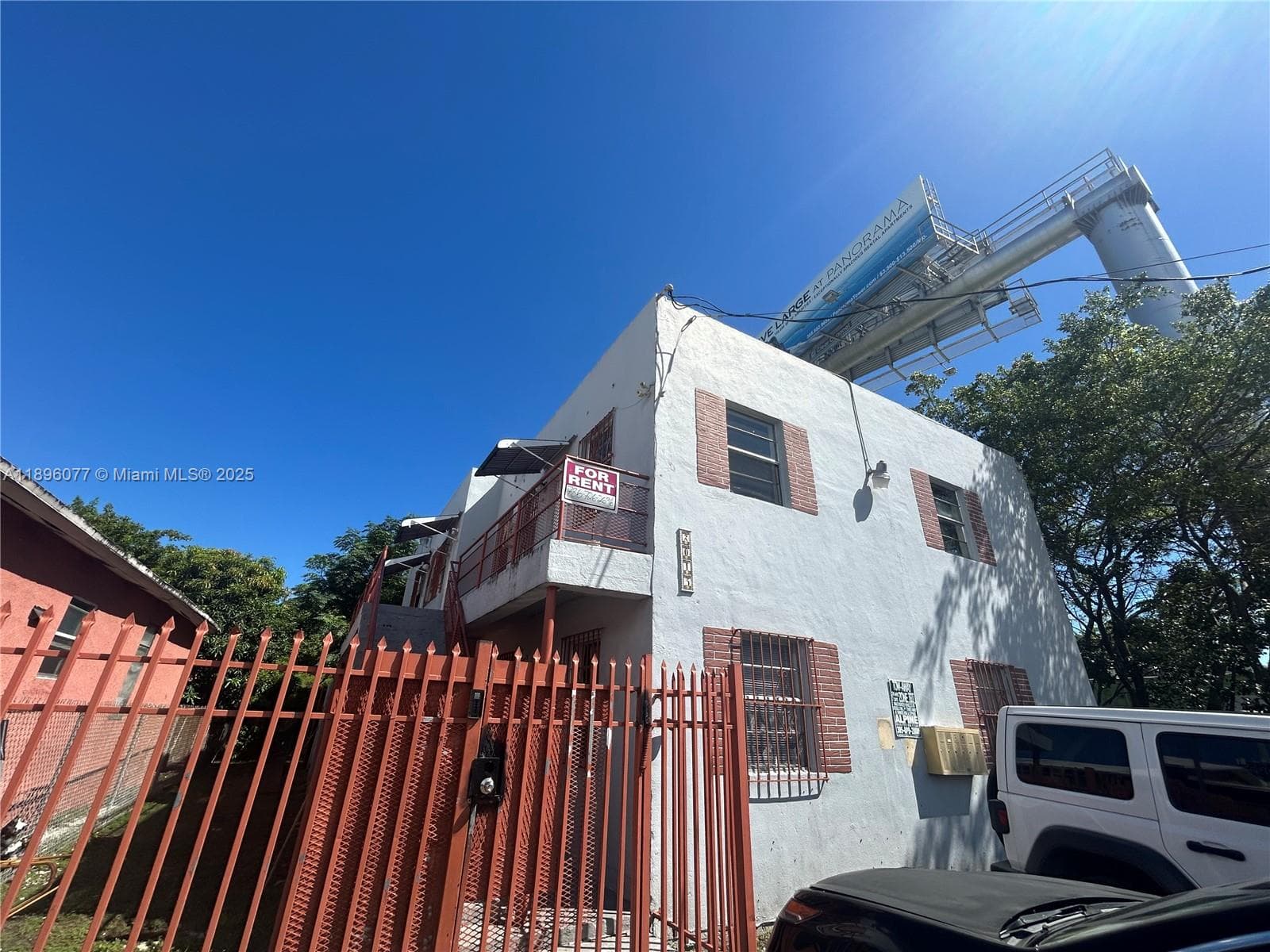 2015 NW 6th Pl, Miami FL 33127 — 5