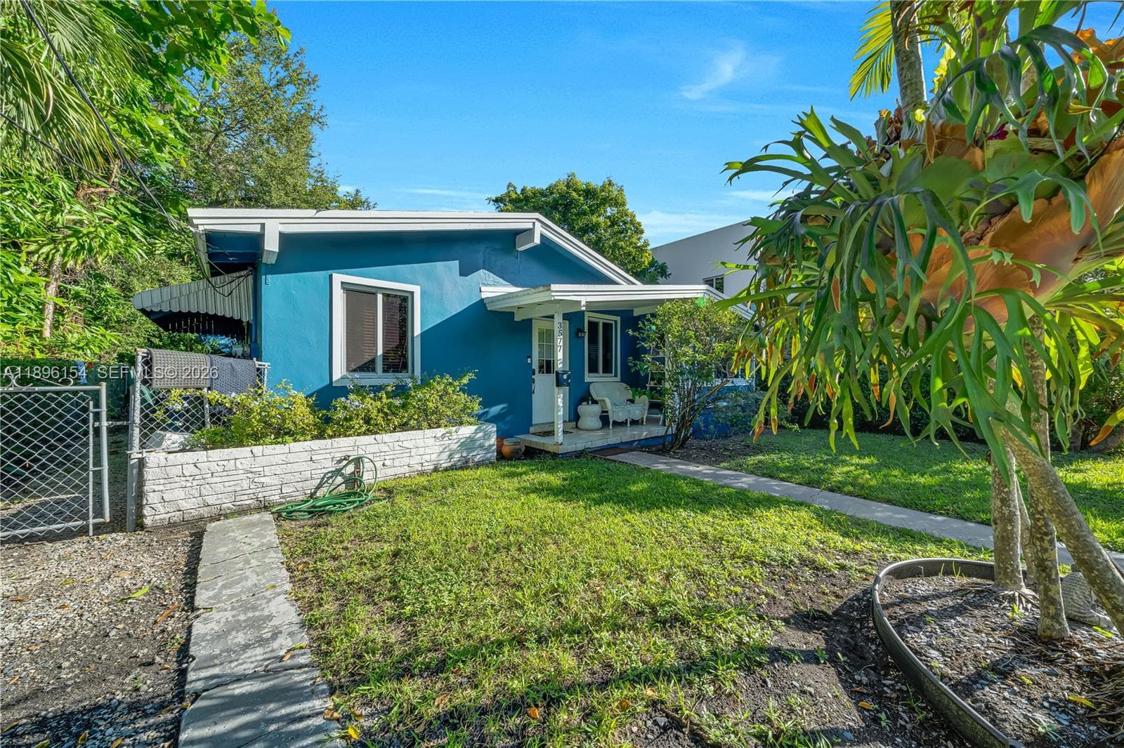 3577 Charles Ave, Miami FL 33133 — 25