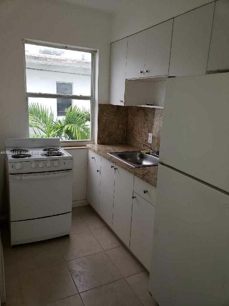 845 Michigan Ave, Miami Beach FL 33139 — 14