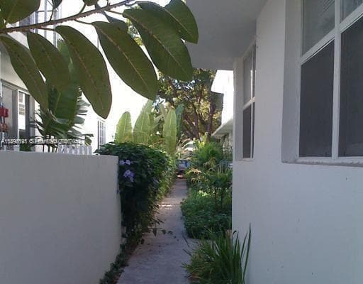 845 Michigan Ave, Miami Beach FL 33139 — 4