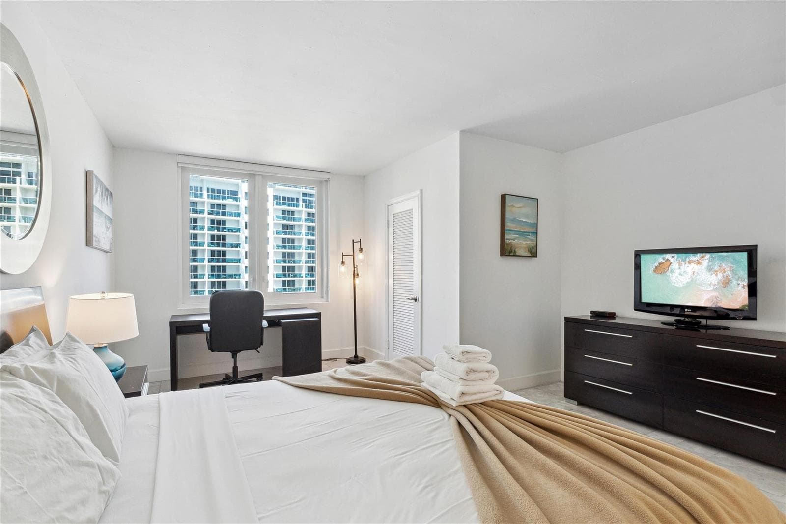 2301 Collins Avenue # 1015, Miami Beach FL 33139 — 13