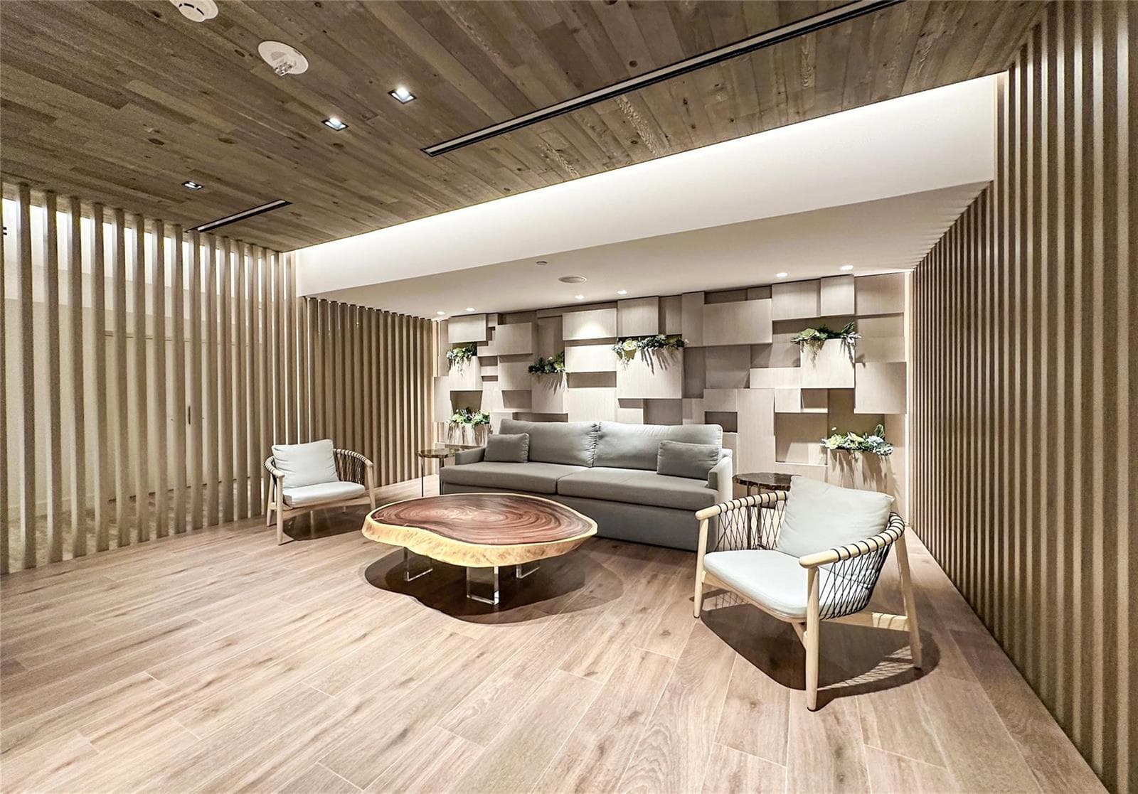 2301 Collins Avenue # 1015, Miami Beach FL 33139 — 17