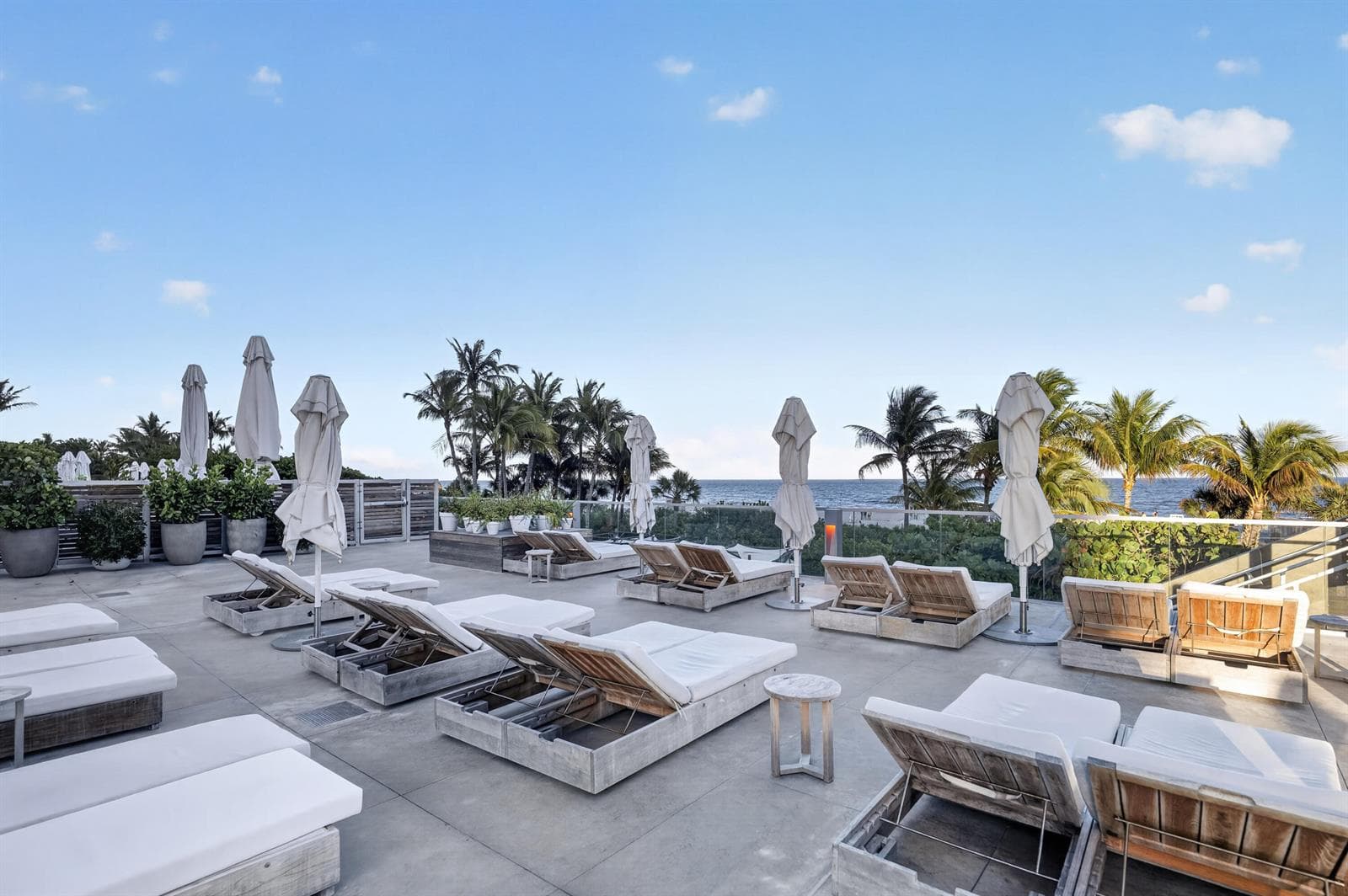 2301 Collins Avenue # 1015, Miami Beach FL 33139 — 3