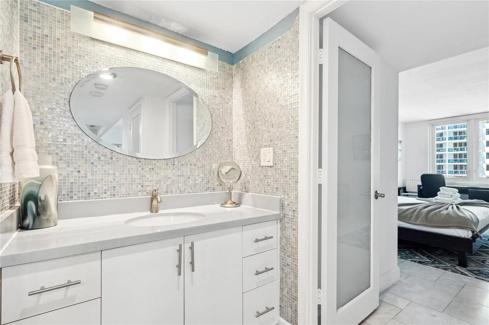 2301 Collins Avenue # 1015, Miami Beach FL 33139 — 15