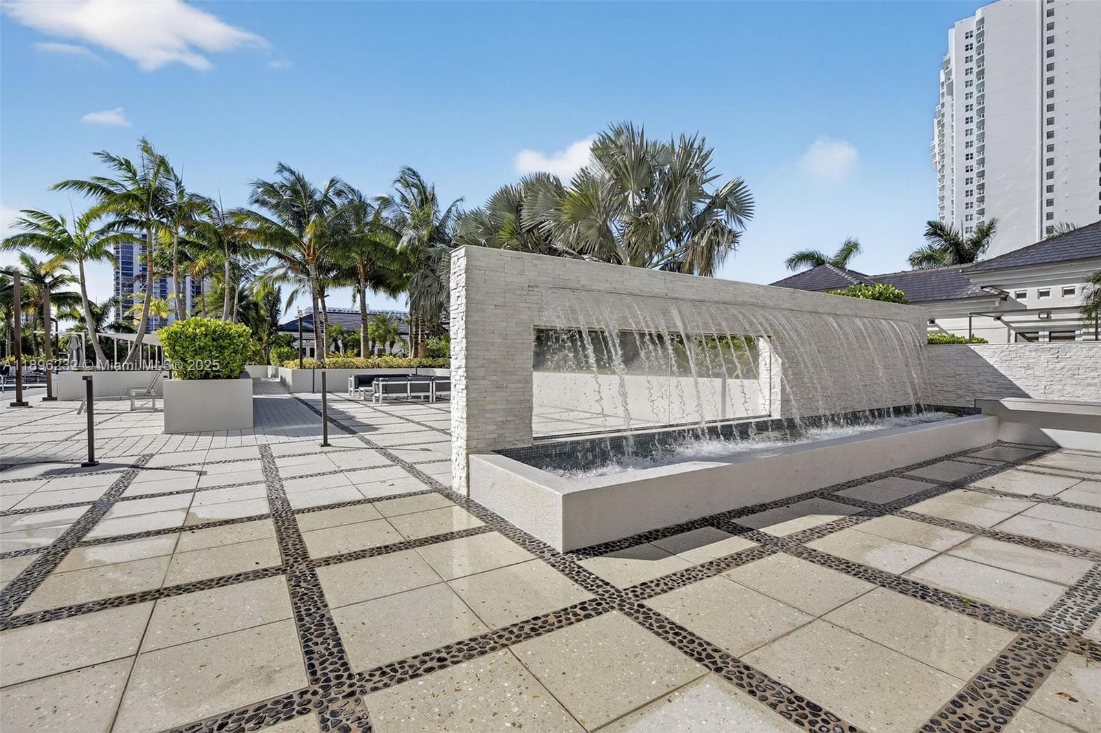 7000 Island Blvd # 903, Aventura FL 33160 — 43