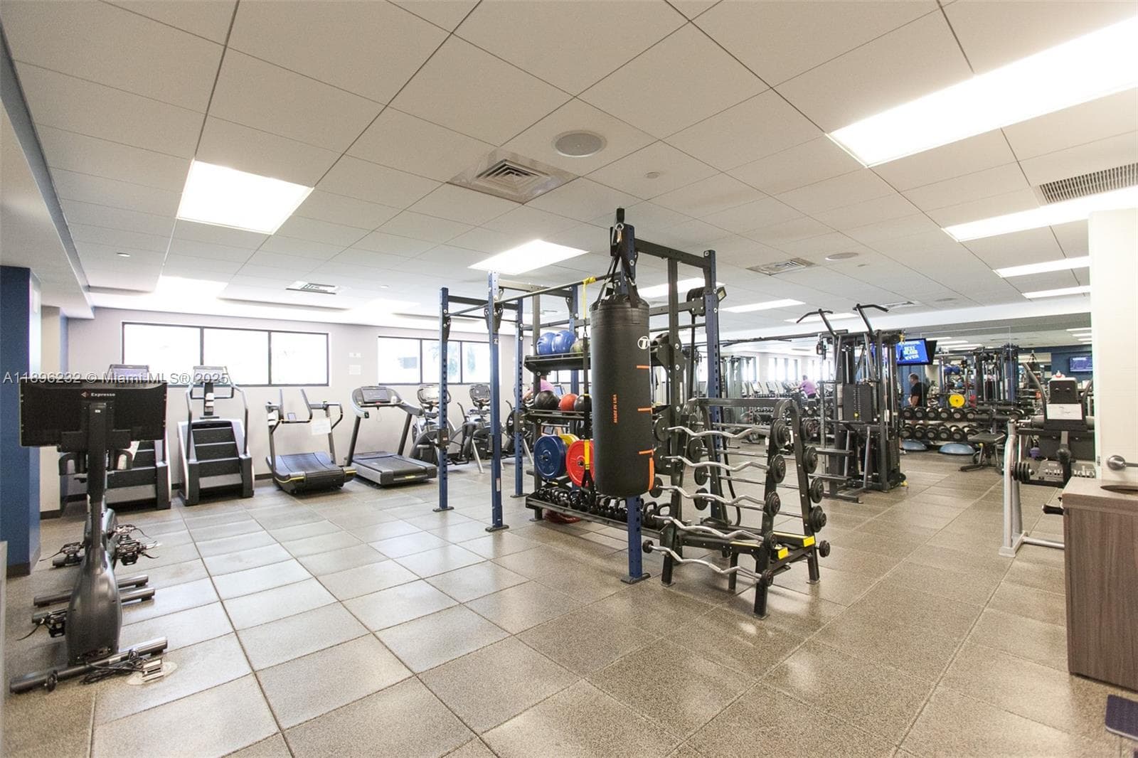 7000 Island Blvd # 903, Aventura FL 33160 — 63