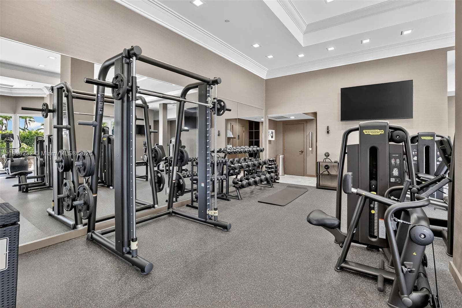 7000 Island Blvd # 903, Aventura FL 33160 — 34