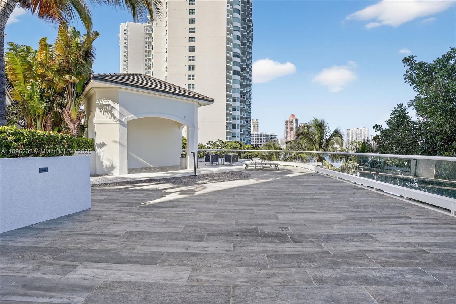 7000 Island Blvd # 903, Aventura FL 33160 — 45