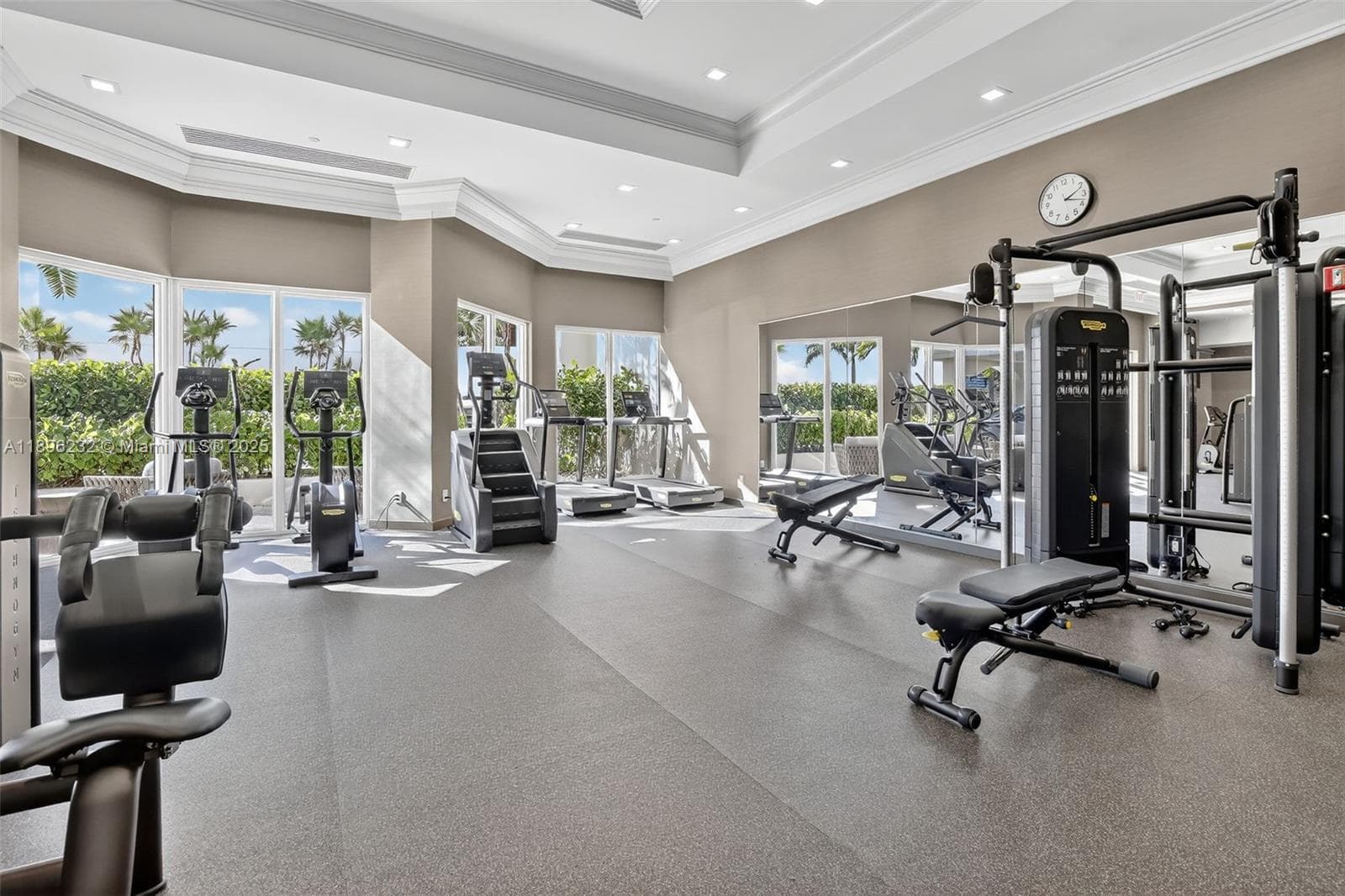7000 Island Blvd # 903, Aventura FL 33160 — 35