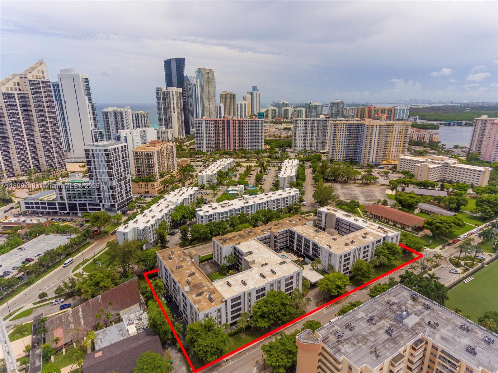 201 178th Dr # 426, Sunny Isles Beach FL 33160 — 28
