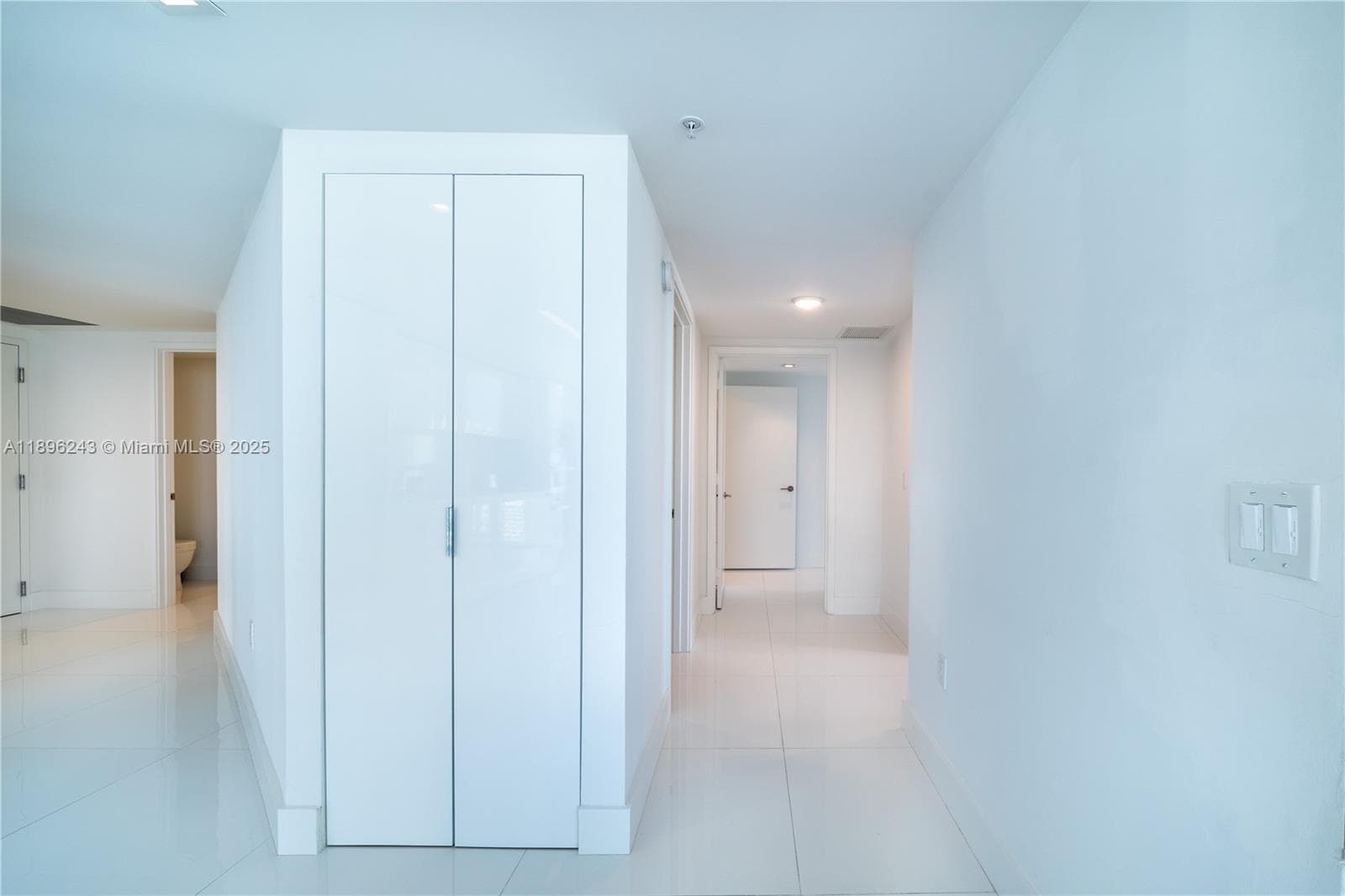 300 Sunny Isles Blvd # 1901, Sunny Isles Beach FL 33160 — 23