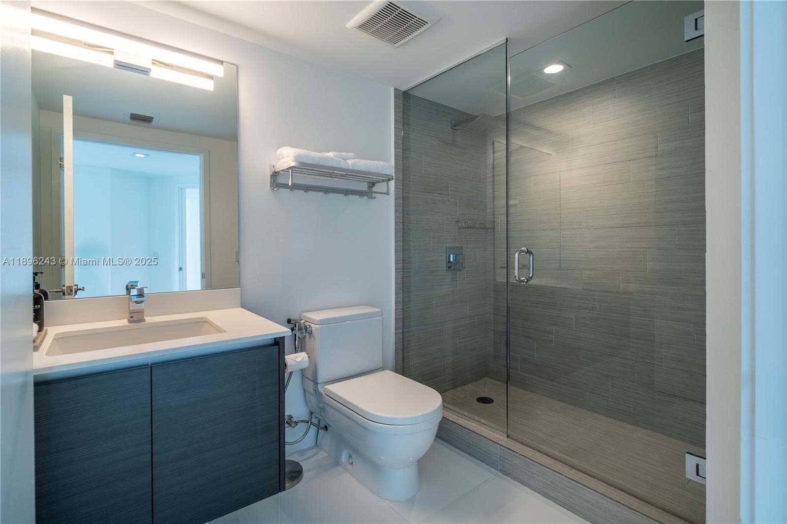 300 Sunny Isles Blvd # 1901, Sunny Isles Beach FL 33160 — 16