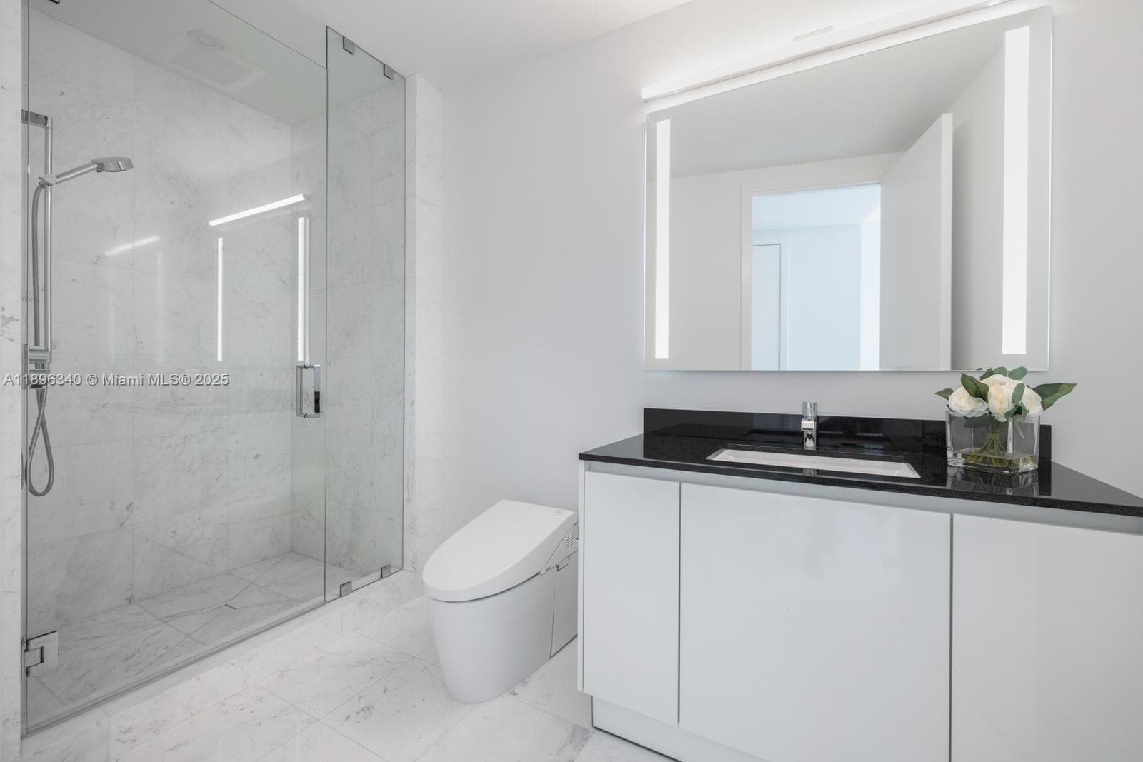18555 Collins Ave # 2805, Sunny Isles Beach FL 33160 — 23