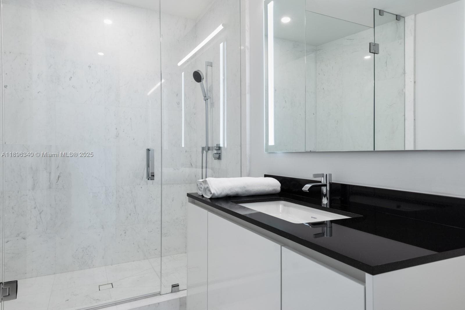 18555 Collins Ave # 2805, Sunny Isles Beach FL 33160 — 24