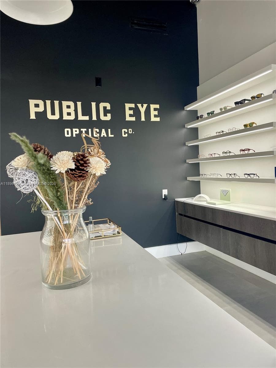 536 SW 12th Ave, Miami FL 33130 — 12