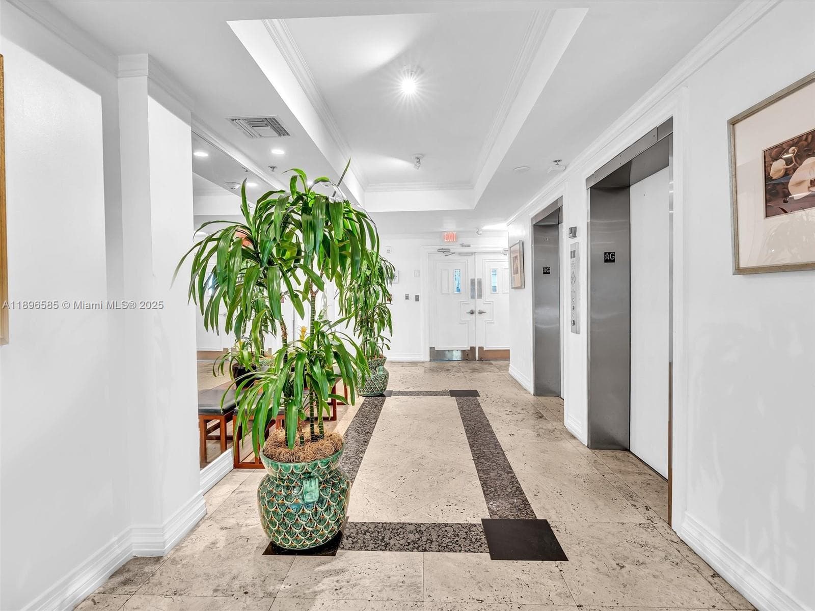 1775 Washington Ave # 8B, Miami Beach FL 33139 — 17