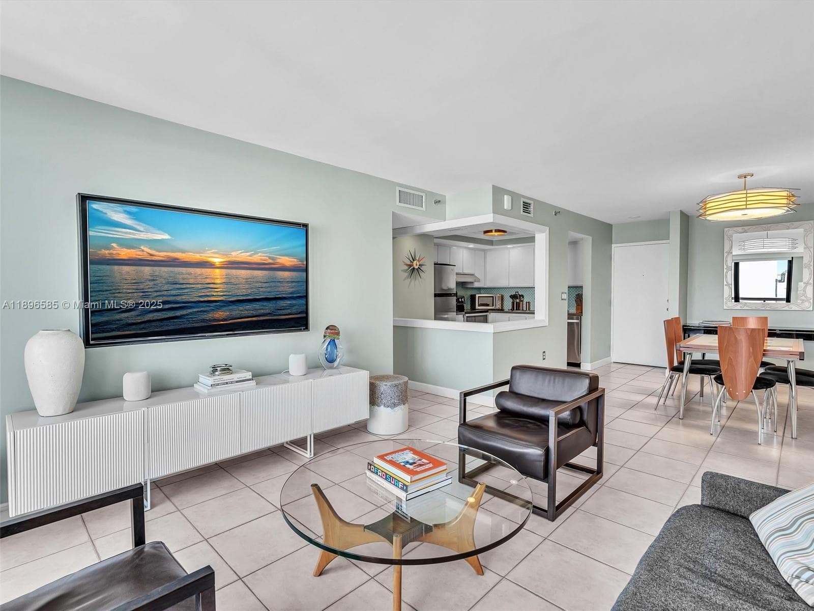 1775 Washington Ave # 8B, Miami Beach FL 33139 — 3