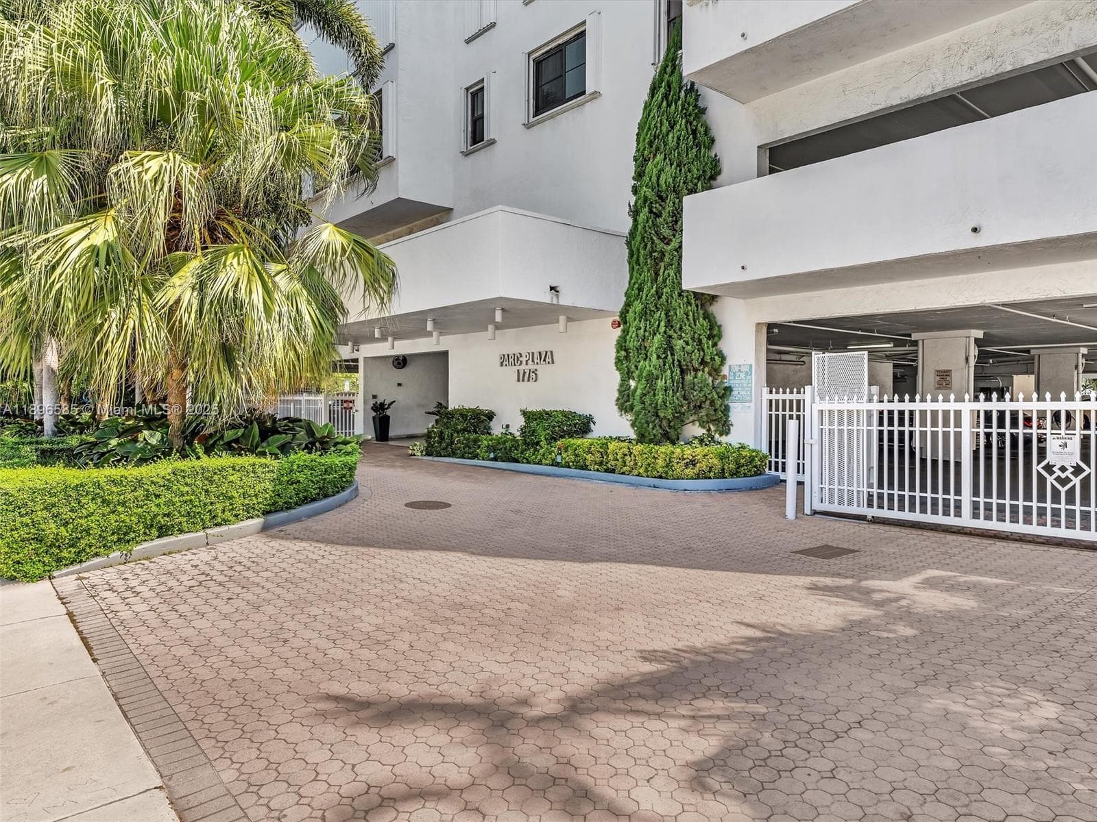1775 Washington Ave # 8B, Miami Beach FL 33139 — 1