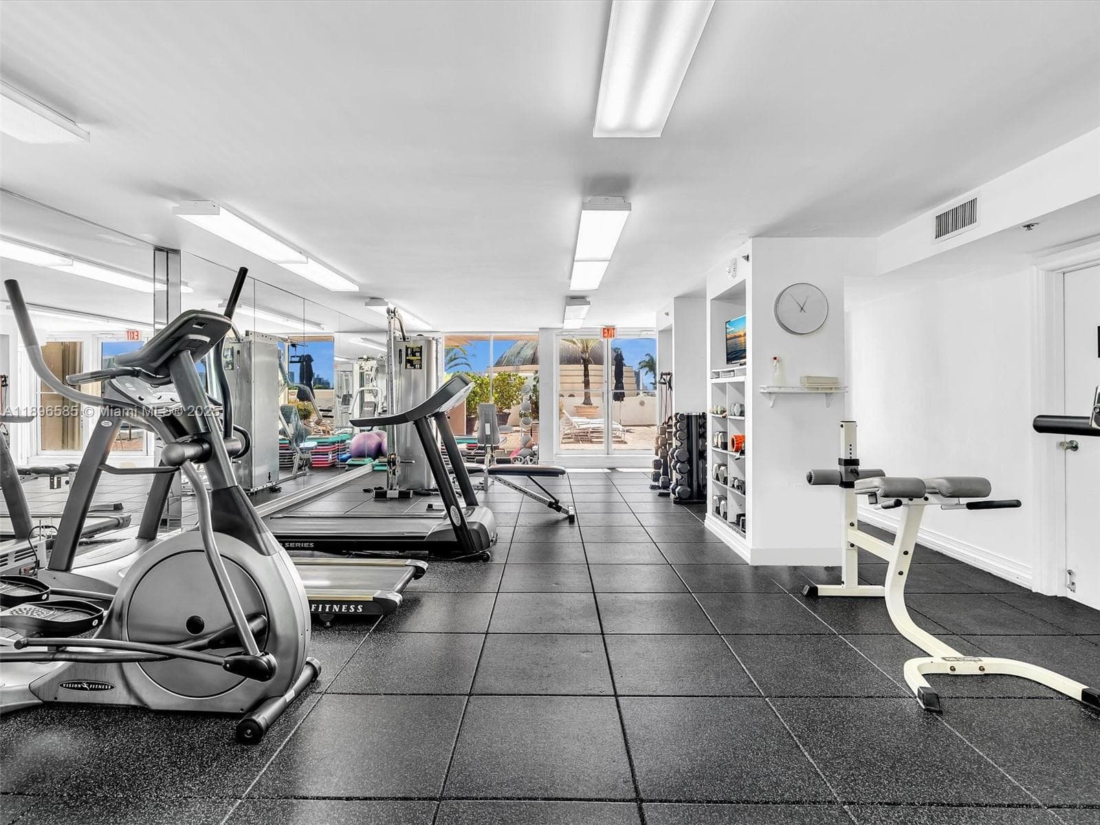 1775 Washington Ave # 8B, Miami Beach FL 33139 — 18