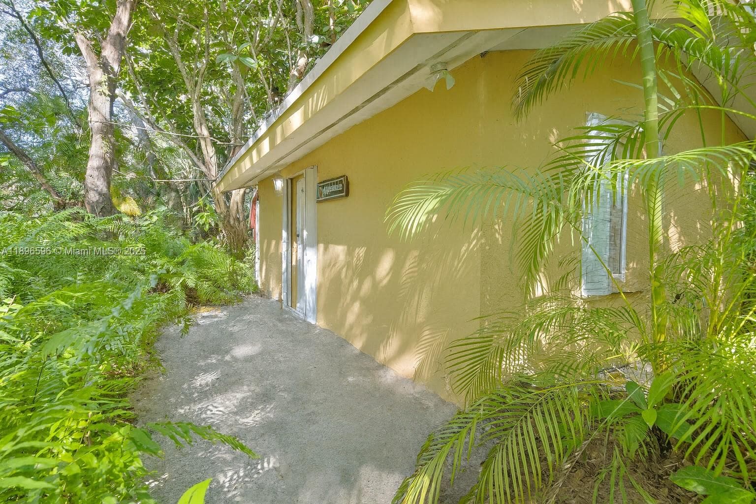 15000 Old Cutler Rd, Palmetto Bay FL 33158 — 19
