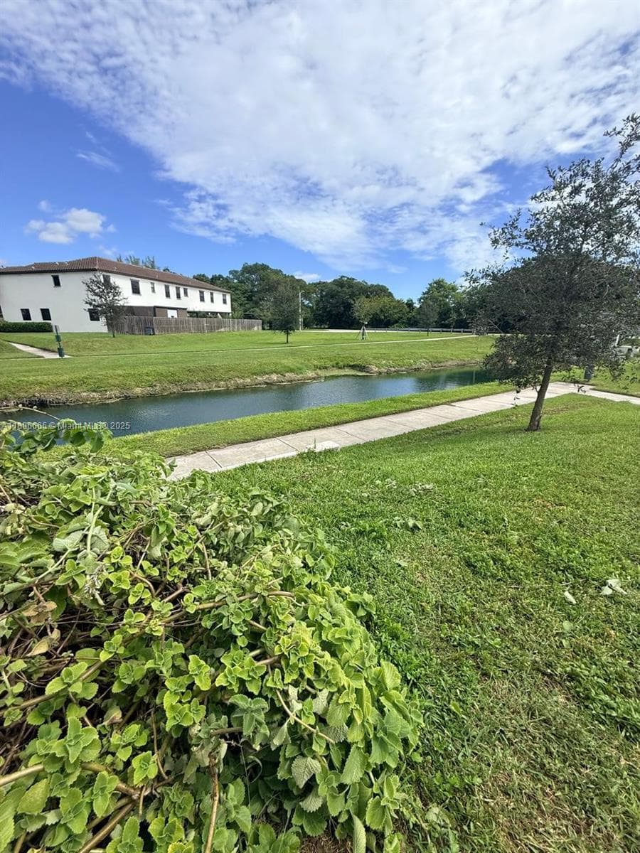 12715 SW 230th Ter, Miami FL 33170 — 10