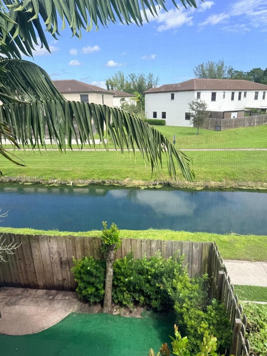 12715 SW 230th Ter, Miami FL 33170 — 25