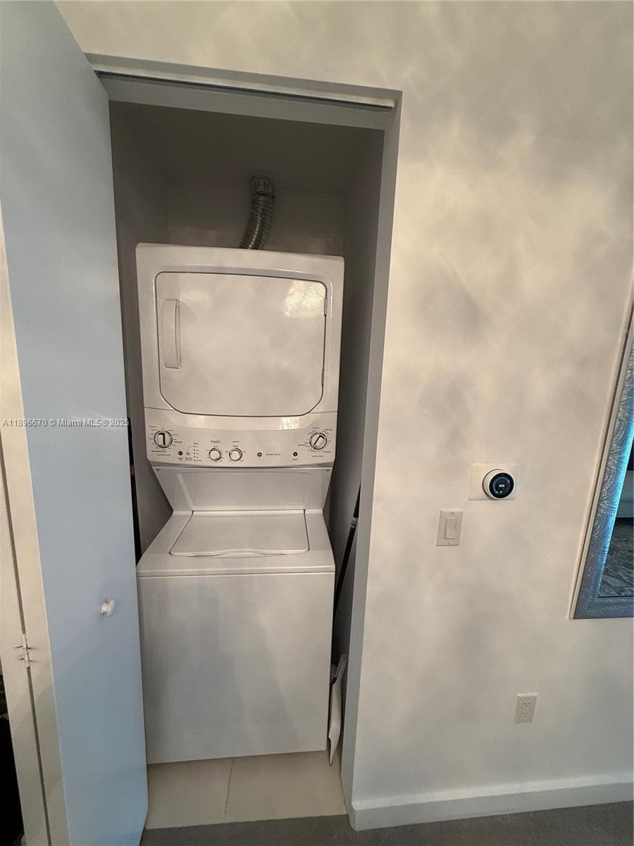501 NE 31st St # 602, Miami FL 33137 — 17