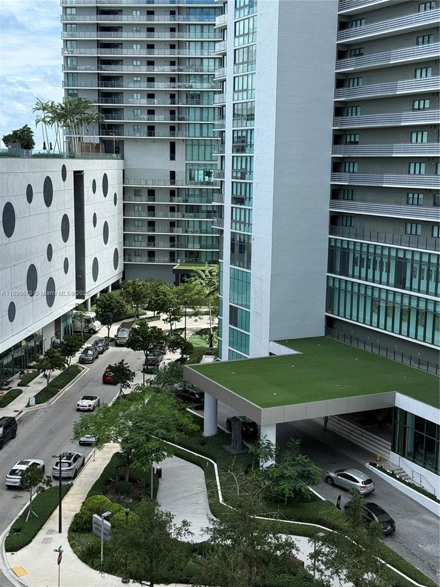 501 NE 31st St # 602, Miami FL 33137 — 16