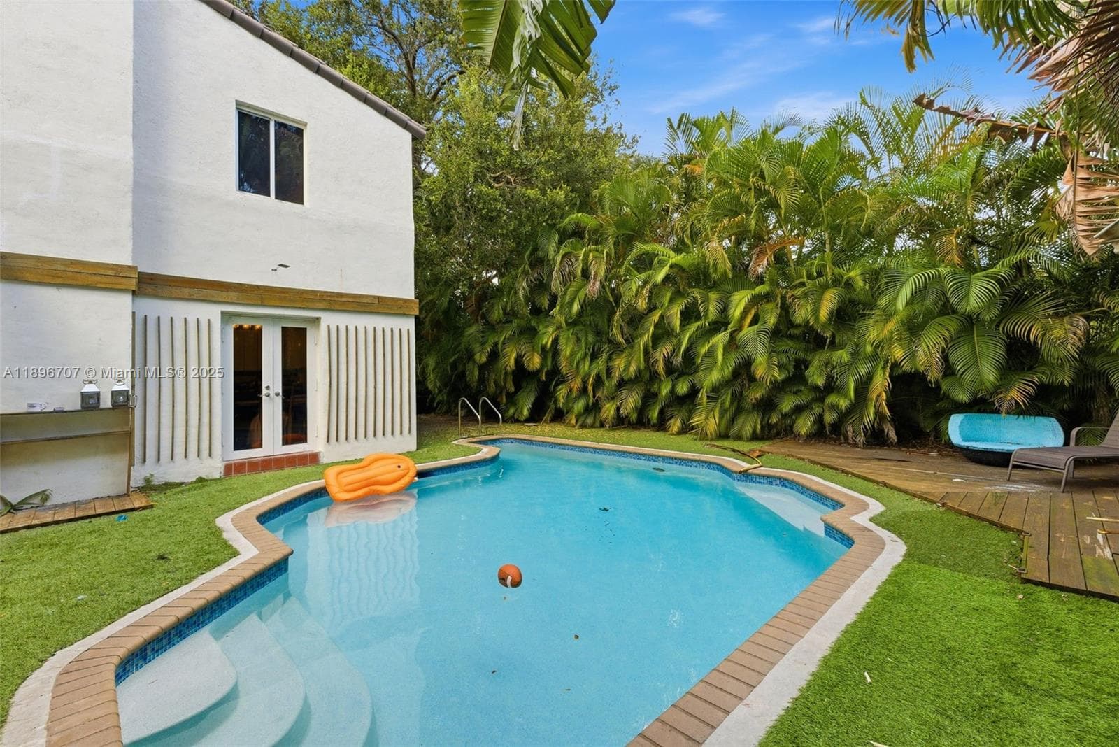 401 SW 28th Rd, Miami FL 33129 — 2