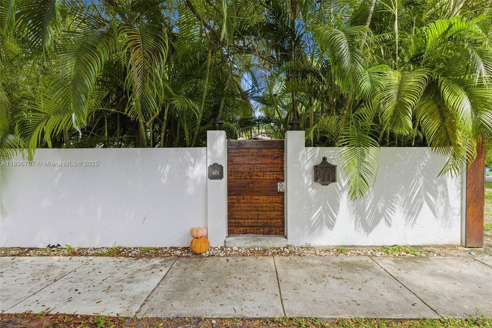 401 SW 28th Rd, Miami FL 33129 — 22