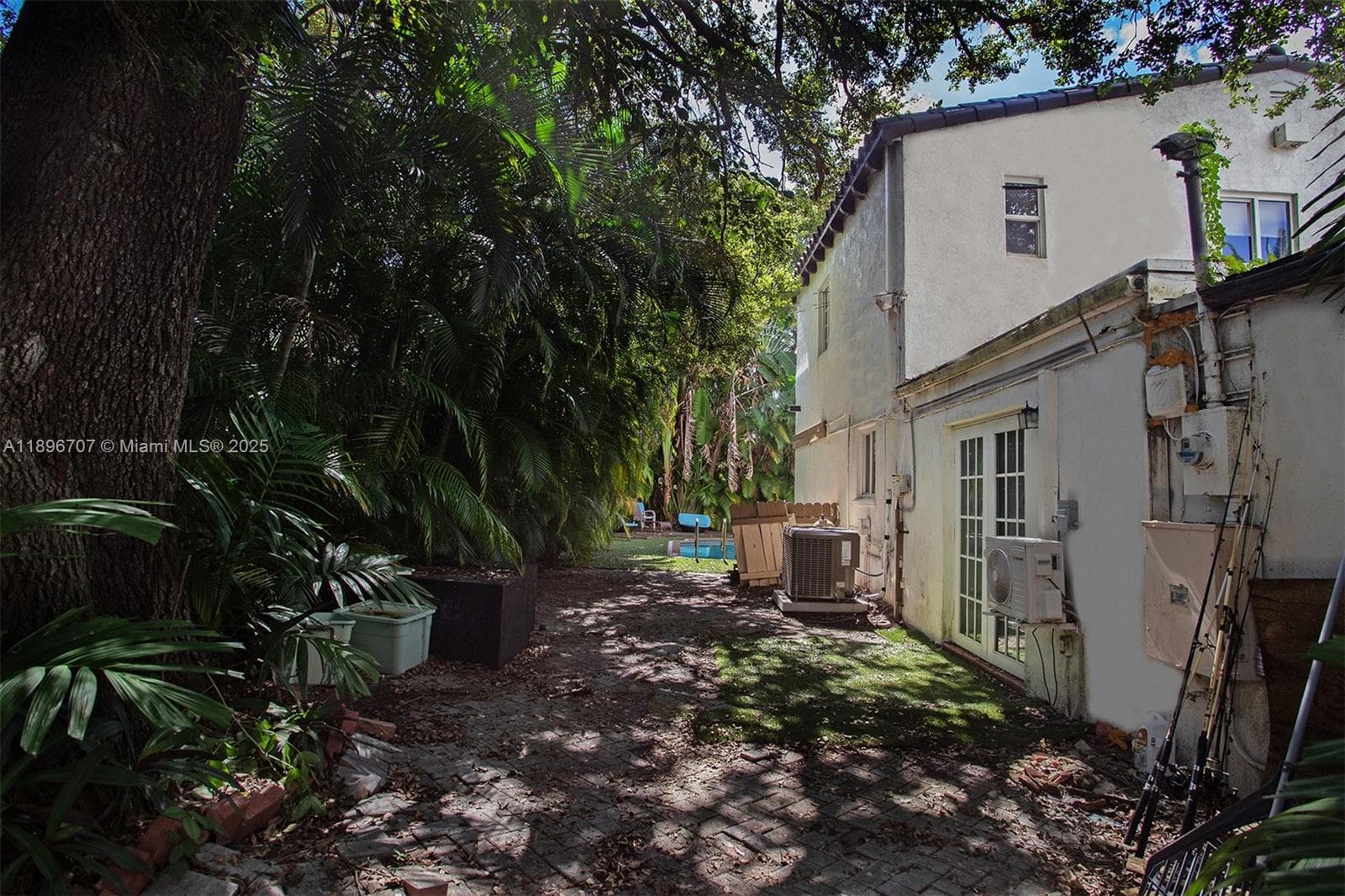 401 SW 28th Rd, Miami FL 33129 — 30