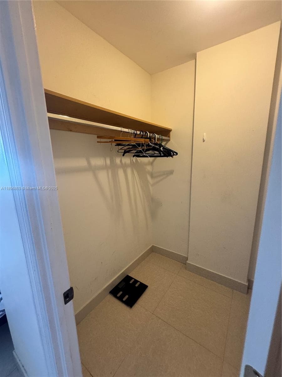 19370 Collins Ave # 1520, Sunny Isles Beach FL 33160 — 9