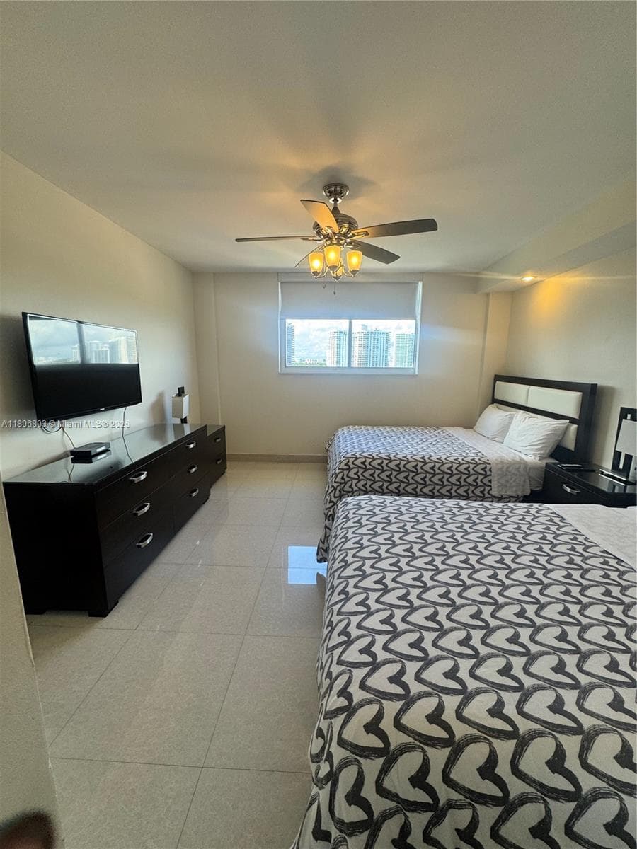 19370 Collins Ave # 1520, Sunny Isles Beach FL 33160 — 11