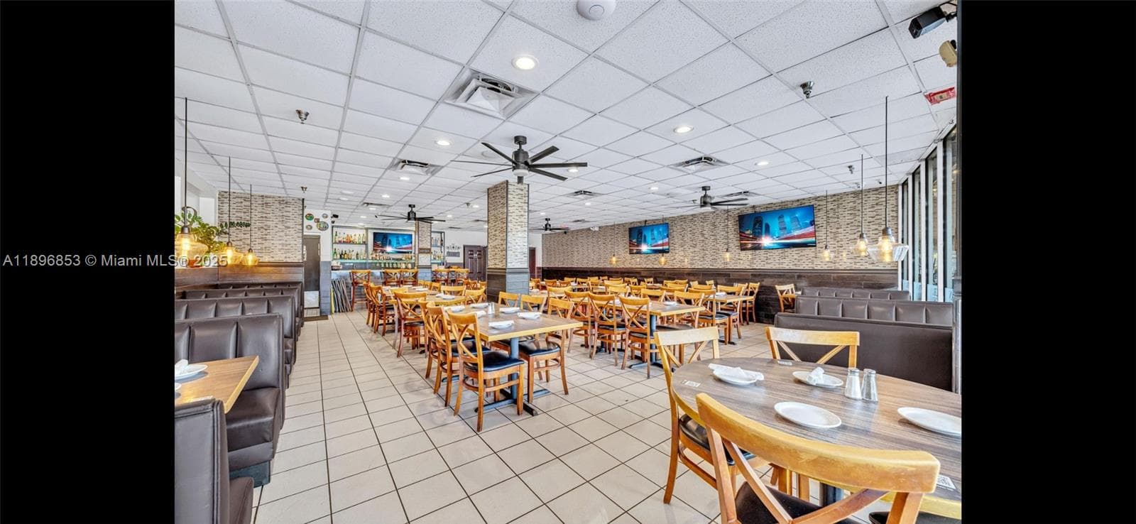 17020 Collins Ave, Sunny Isles Beach FL 33160 — 16