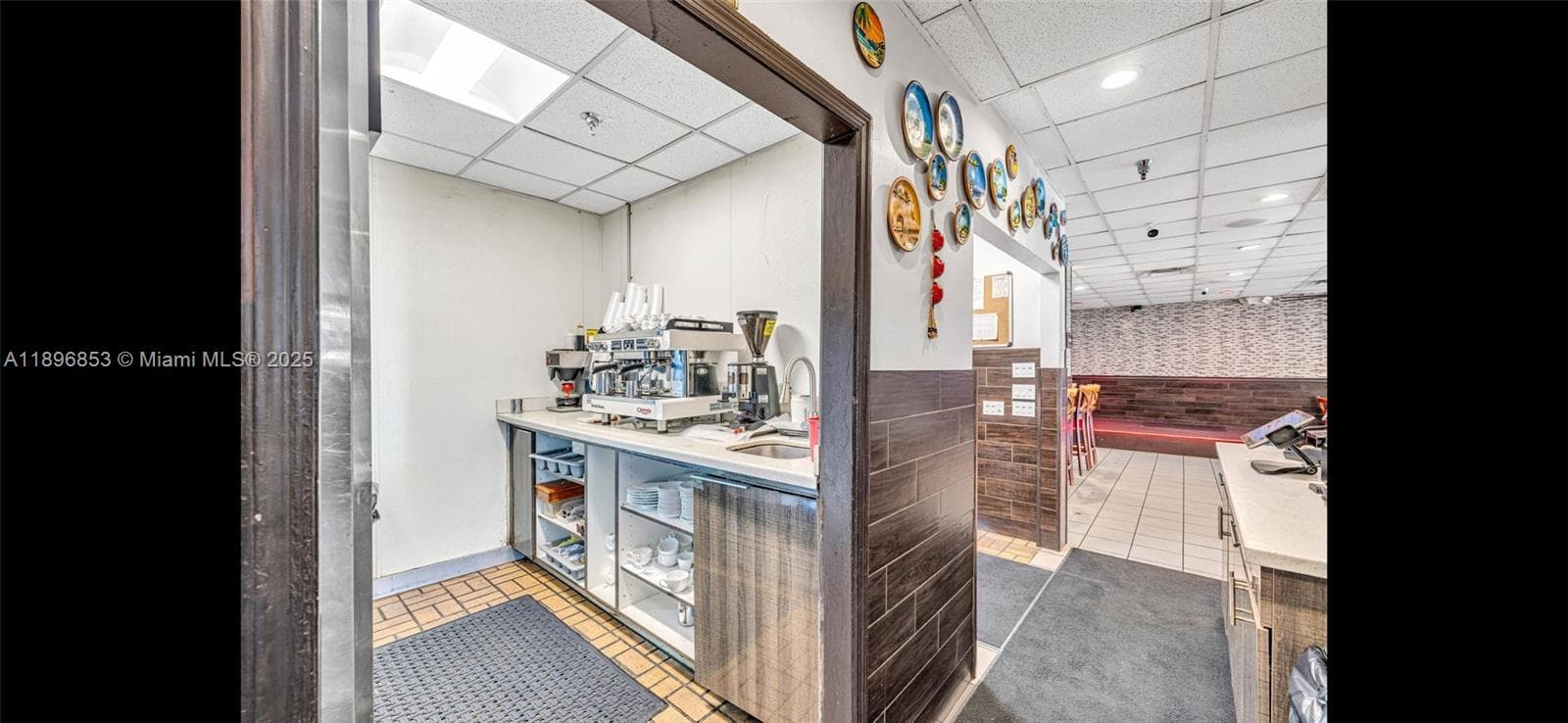 17020 Collins Ave, Sunny Isles Beach FL 33160 — 9