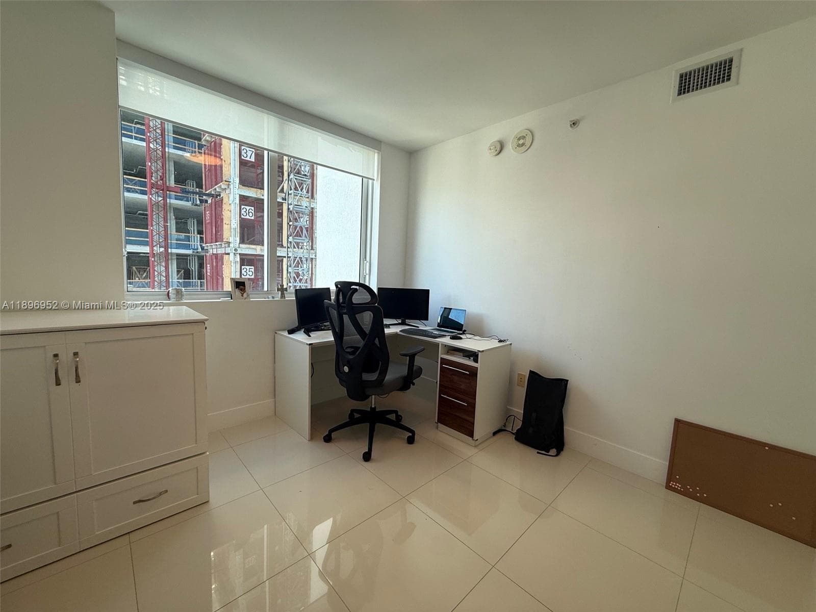 244 Biscayne Blvd # 3708, Miami FL 33132 — 22