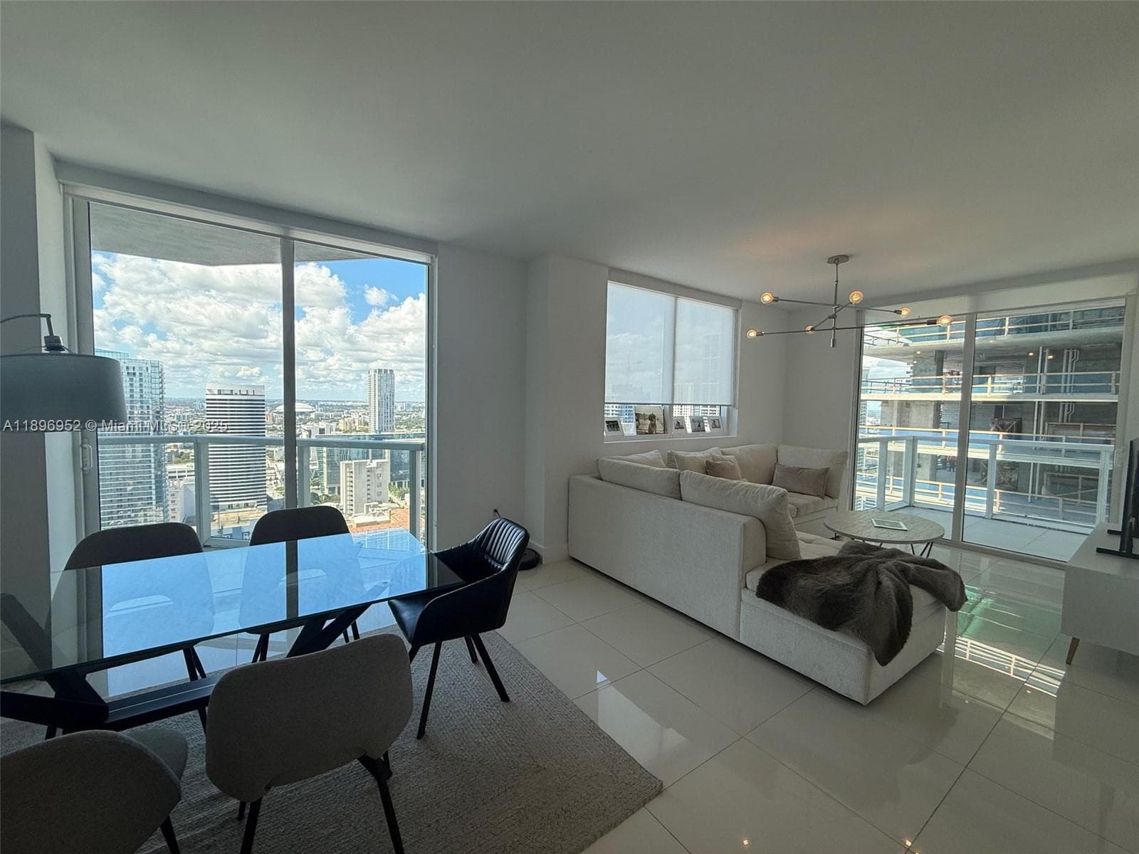 244 Biscayne Blvd # 3708, Miami FL 33132 — 5