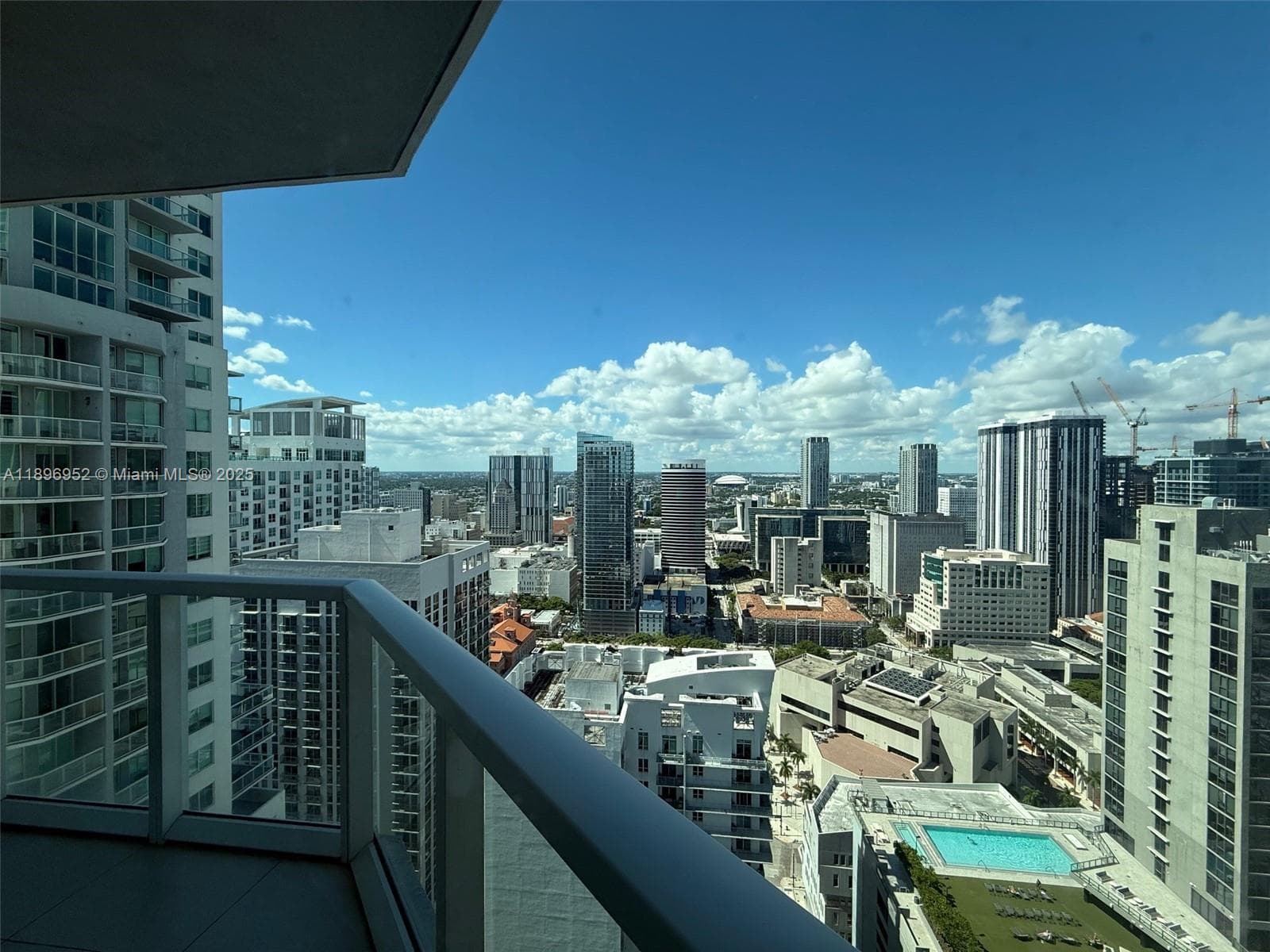 244 Biscayne Blvd # 3708, Miami FL 33132 — 34