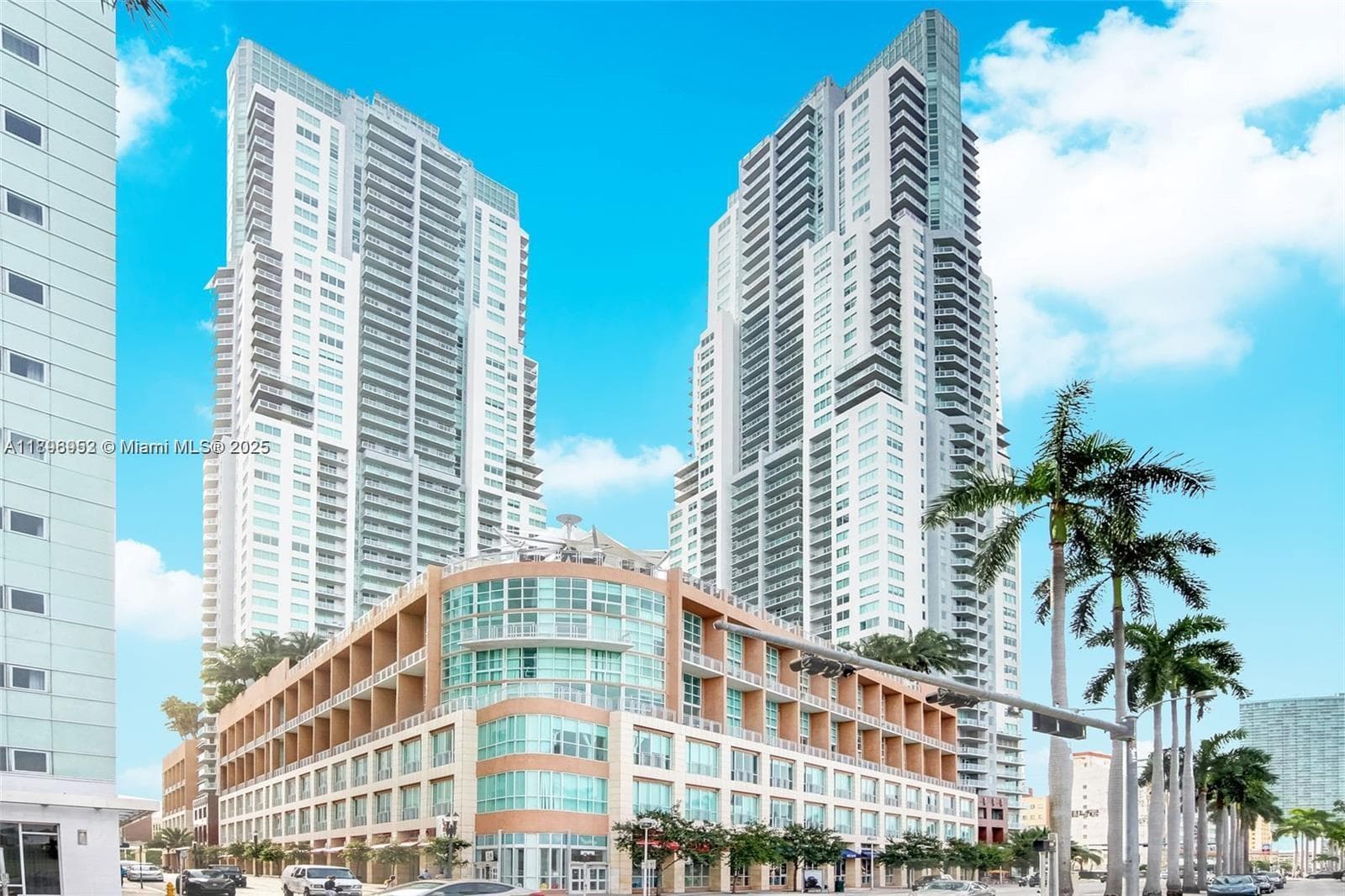 244 Biscayne Blvd # 3708, Miami FL 33132 — 38