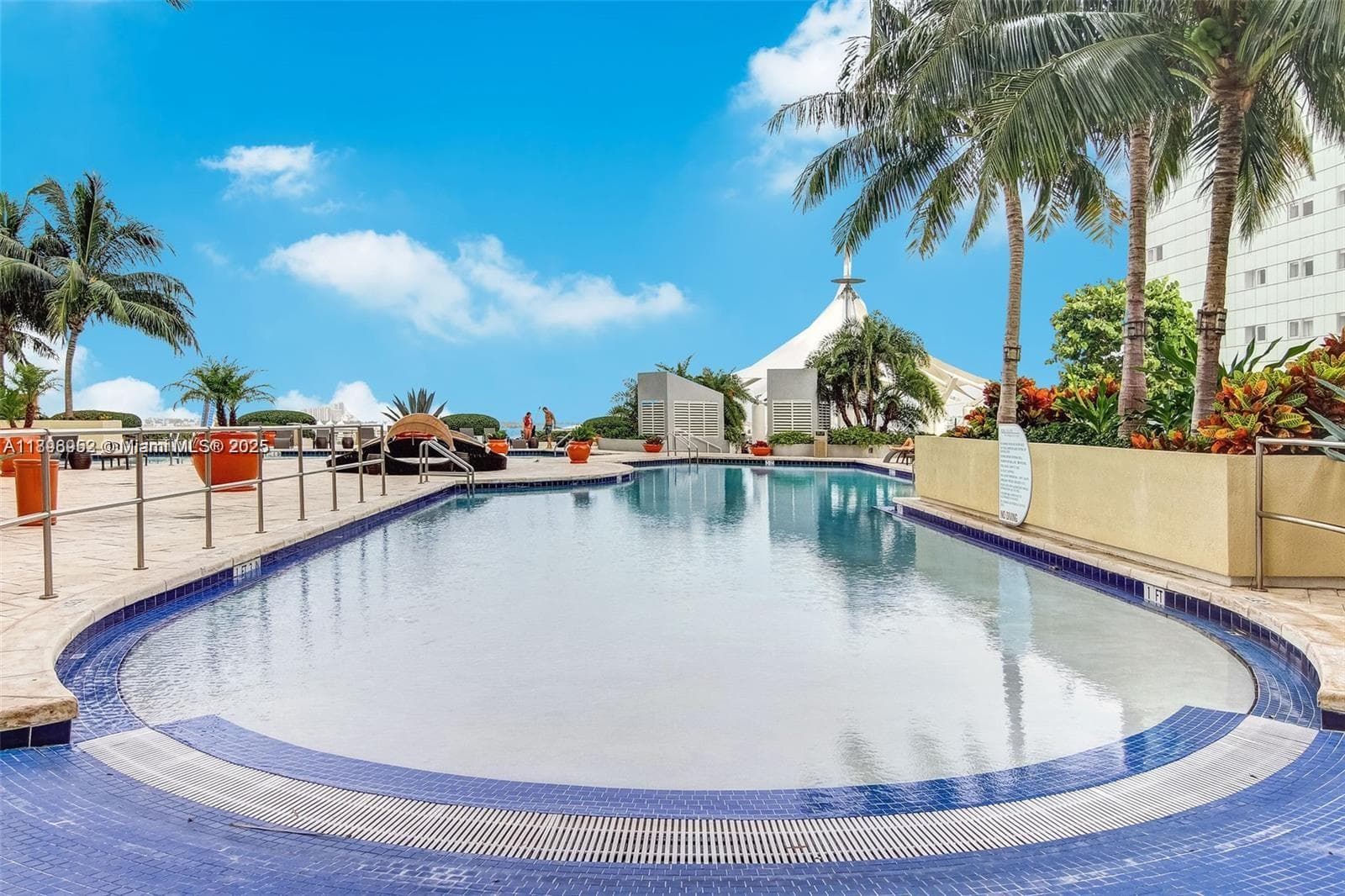 244 Biscayne Blvd # 3708, Miami FL 33132 — 50