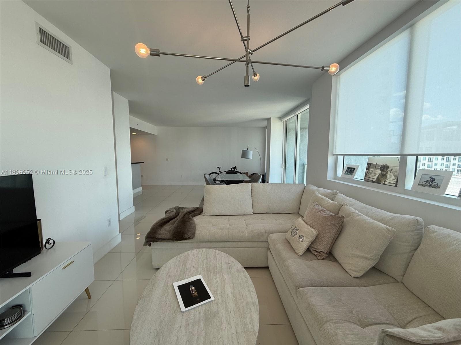 244 Biscayne Blvd # 3708, Miami FL 33132 — 8