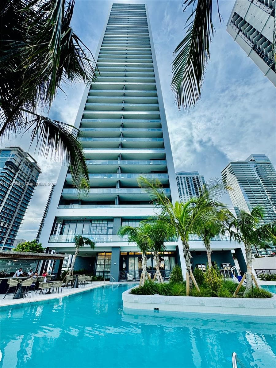 159 NE 6th St # 4807, Miami FL 33132 — 6